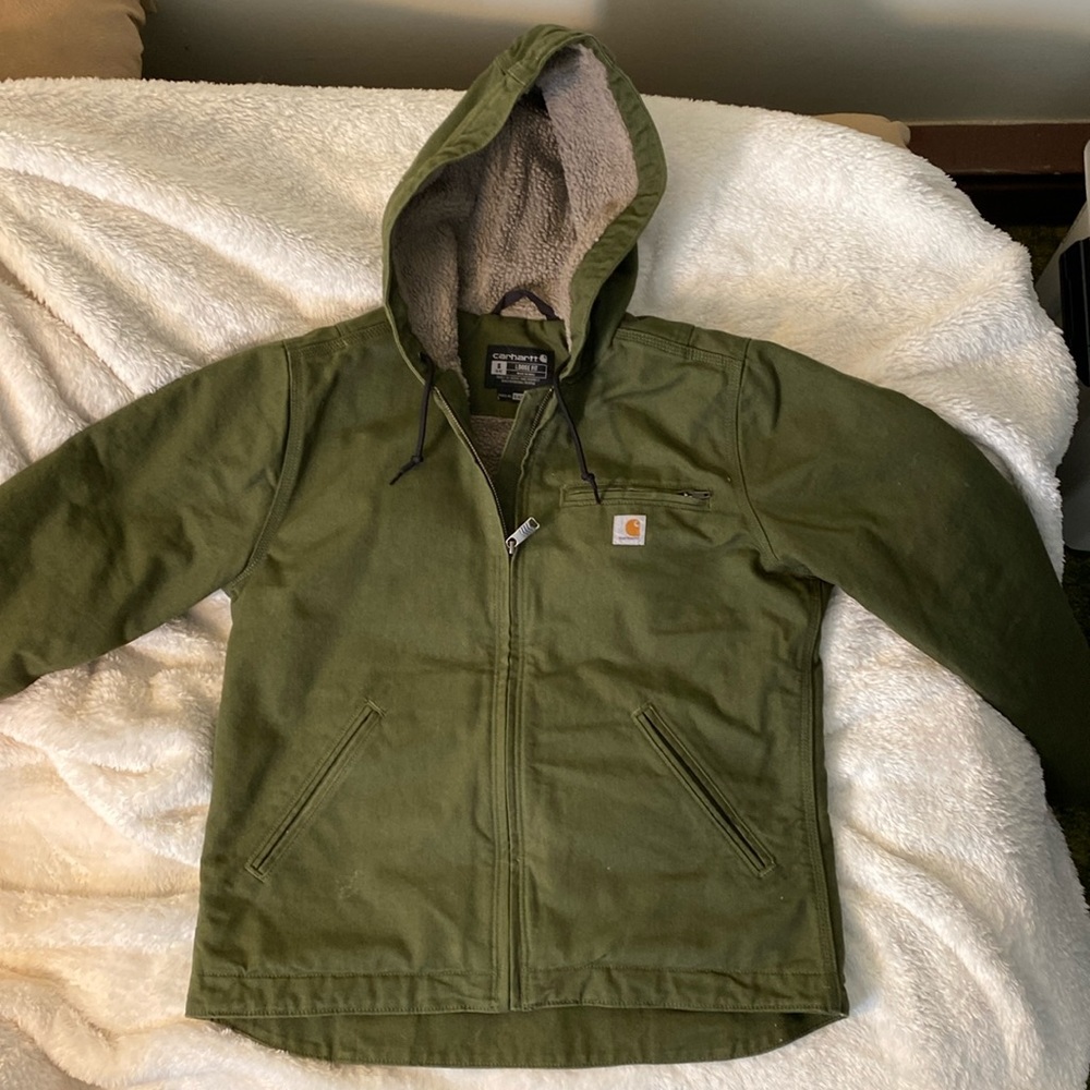 Carhartt Women’s Duck Sherpa lined jacket with hood